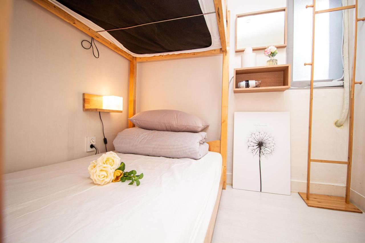 Yab-guesthouse, Femaleonly, Foreignonly