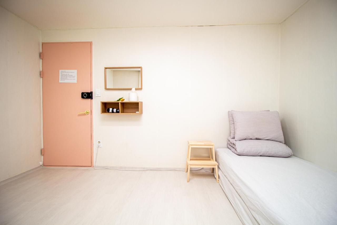 Gasthof Yab-guesthouse, Femaleonly, Foreignonly 2*