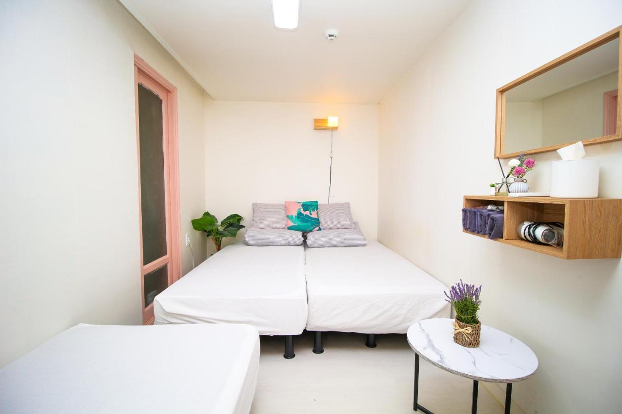 Gasthof Yab-guesthouse, Femaleonly, Foreignonly 2*