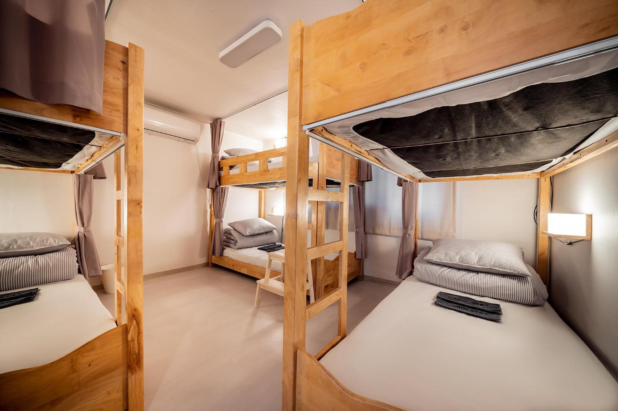 Yab-guesthouse, Femaleonly, Foreignonly Seoul