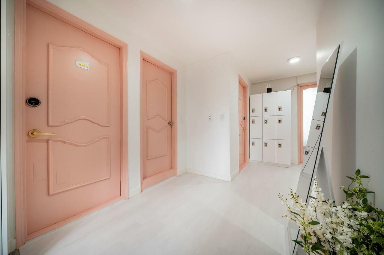Gasthof Yab-guesthouse, Femaleonly, Foreignonly 2*
